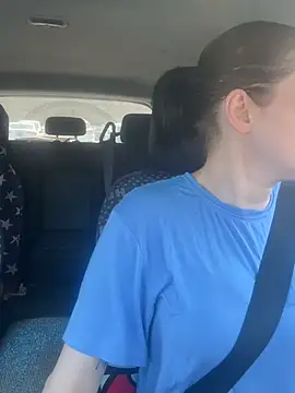 Snapshot of lolabunny9 chatting on April 2026 04:53:02 PM lolabunny9 online show from April 2026 04:53:02 PM