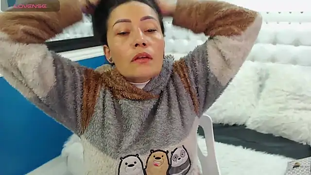 gaby trent online show from February 2025 09:22:01 PM