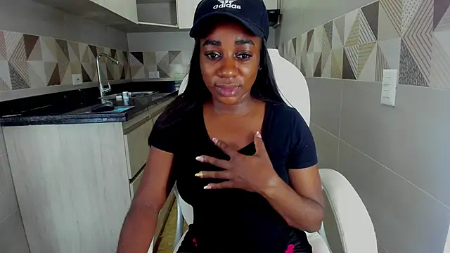 cristaaalclocks1 online show from January 2025 04:11:02 PM