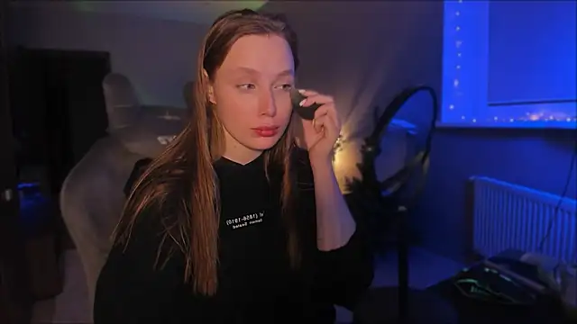 Rachel Ro online show from December 2024 08:32:02 PM