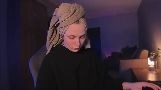 Rachel Ro online show from December 2024 06:12:02 PM