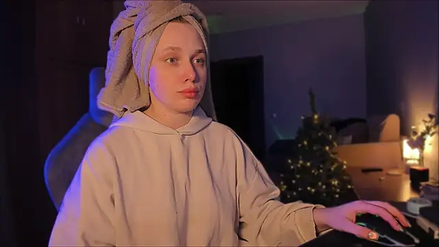 Rachel Ro online show from December 2024 03:42:02 PM