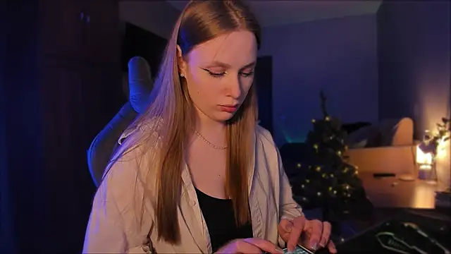 Rachel Ro online show from December 2024 07:14:01 PM