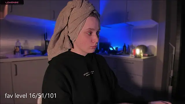 Rachel Ro online show from September 2025 01:44:02 AM