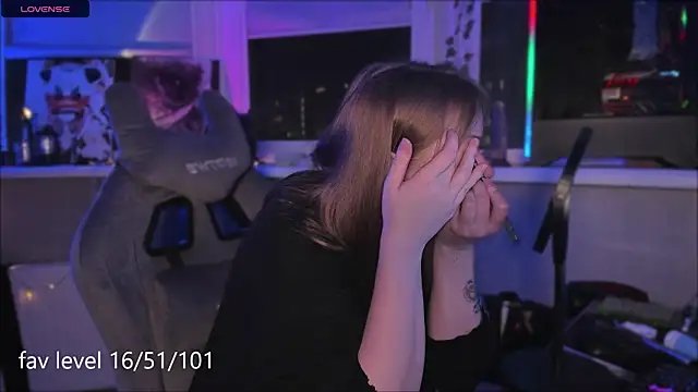 Rachel Ro online show from October 2025 03:51:02 PM