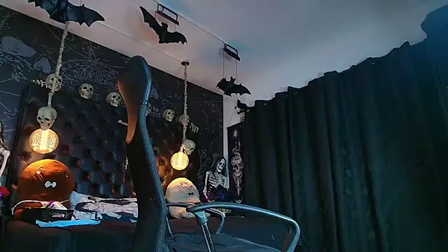 AlexHoe  online show from November 2025 06:42:02 PM