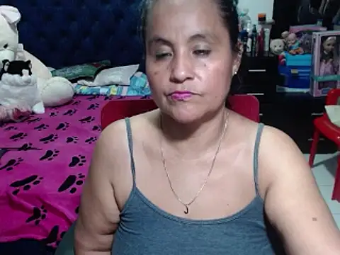 pervert mommy  online show from February 2025 02:04:01 PM