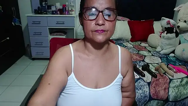 pervert mommy  online show from October 2025 12:16:01 PM