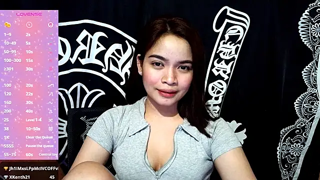 preciousmoira  online show from May 2026 12:32:01 PM