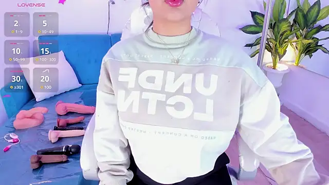 Pamela roberts online show from December 2024 12:03:01 PM