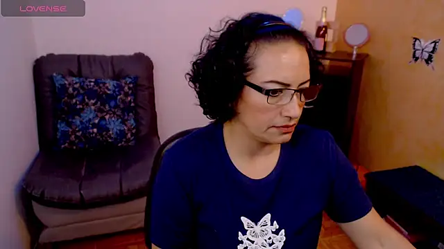 Snapshot of scarlet_wet chatting on December 2024 09:34:01 PM scarlet wet online show from December 2024 09:34:01 PM