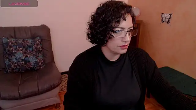 Snapshot of scarlet_wet chatting on February 2025 02:08:02 AM scarlet wet online show from February 2025 02:08:02 AM