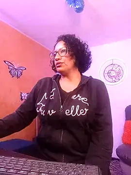 Snapshot of scarlet_wet chatting on March 2025 01:09:01 AM scarlet wet online show from March 2025 01:09:01 AM