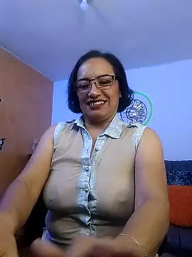 Snapshot of scarlet_wet chatting on March 2025 02:42:02 AM scarlet wet online show from March 2025 02:42:02 AM