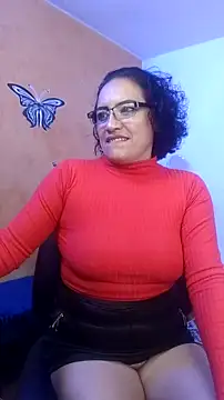 Snapshot of scarlet_wet chatting on March 2025 04:49:02 AM scarlet wet online show from March 2025 04:49:02 AM