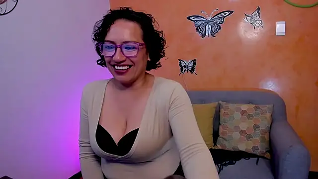 Snapshot of scarlet_wet chatting on March 2026 09:29:02 PM scarlet wet online show from March 2026 09:29:02 PM