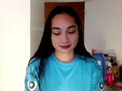 SweetLilly 18 online show from January 2025 10:45:01 AM