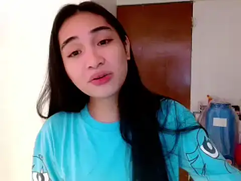 SweetLilly 18 online show from January 2025 01:47:01 PM