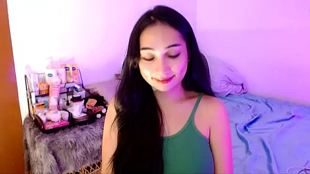 SweetLilly 18 online show from October 2025 01:46:02 AM