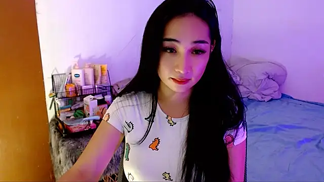 SweetLilly 18 online show from November 2025 03:30:02 AM