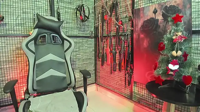 EVA BDSM online show from December 2025 02:17:01 AM