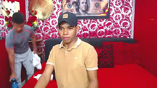 PEINBOYS online show from October 2025 01:07:01 PM