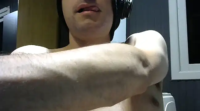 Snapshot of gauchors20 chatting on January 2025 03:00:02 AM gauchors20 online show from January 2025 03:00:02 AM