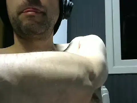 Snapshot of gauchors20 chatting on February 2025 02:28:02 AM gauchors20 online show from February 2025 02:28:02 AM