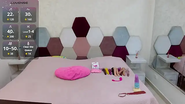 angel blue online show from October 2025 02:50:01 PM