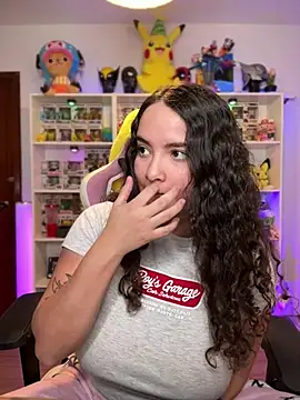 Snapshot of Sweet_sully__ chatting on March 2026 08:41:01 AM Sweet sully online show from March 2026 08:41:01 AM