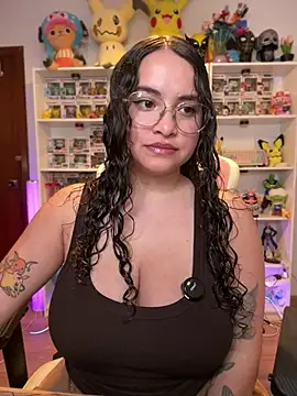 Snapshot of Sweet_sully__ chatting on April 2026 07:53:01 AM Sweet sully online show from April 2026 07:53:01 AM