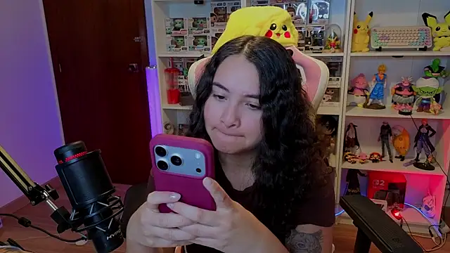 Snapshot of Sweet_sully__ chatting on April 2026 07:36:01 AM Sweet sully online show from April 2026 07:36:01 AM