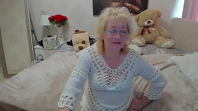 Snapshot of laylaroma chatting on October 2025 06:45:02 AM laylaroma online show from October 2025 06:45:02 AM