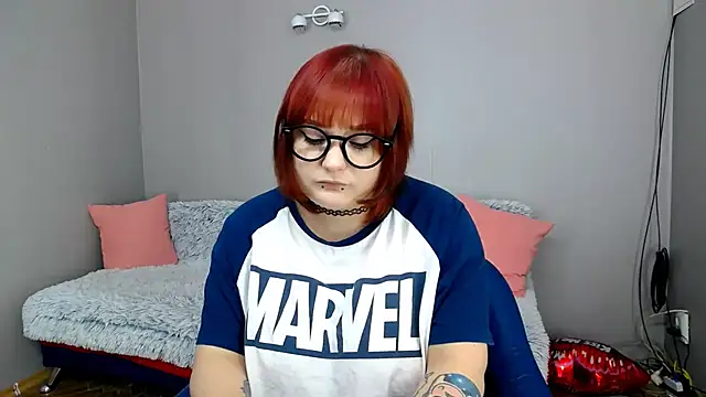 Snapshot of Estheri chatting on February 2025 07:54:02 AM Estheri online show from February 2025 07:54:02 AM