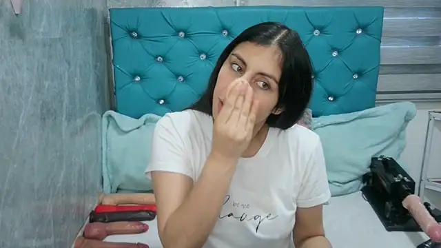 MAARYMOON online show from March 2025 11:28:02 AM