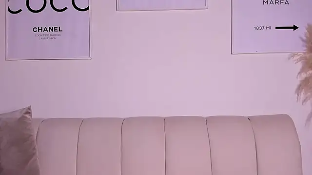 Emma jonness online show from March 2025 10:13:02 PM