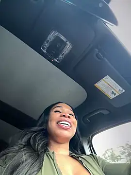 Snapshot of Belle___ chatting on December 2024 03:48:02 PM Belle    online show from December 2024 03:48:02 PM