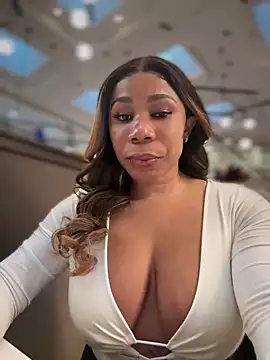 Snapshot of Belle___ chatting on January 2025 10:34:02 PM Belle    online show from January 2025 10:34:02 PM