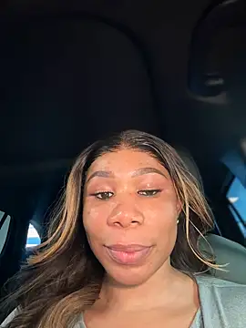 Snapshot of Belle___ chatting on January 2025 07:15:01 PM Belle    online show from January 2025 07:15:01 PM