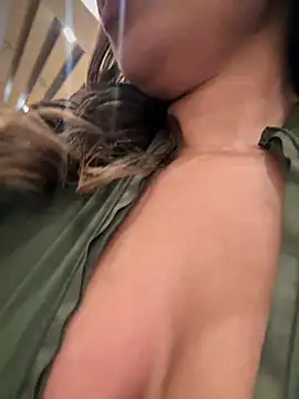 Snapshot of Belle___ chatting on January 2025 11:22:02 PM Belle    online show from January 2025 11:22:02 PM