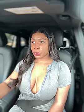 Snapshot of Belle___ chatting on February 2025 04:35:01 PM Belle    online show from February 2025 04:35:01 PM