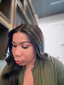 Snapshot of Belle___ chatting on March 2025 05:33:02 PM Belle    online show from March 2025 05:33:02 PM