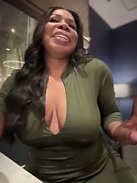 Snapshot of Belle___ chatting on March 2025 12:45:01 AM Belle    online show from March 2025 12:45:01 AM