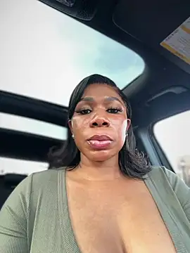 Snapshot of Belle___ chatting on March 2026 10:14:01 PM Belle online show from March 2026 10:14:01 PM