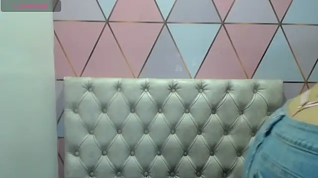 juliana diaz online show from February 2025 11:14:02 AM