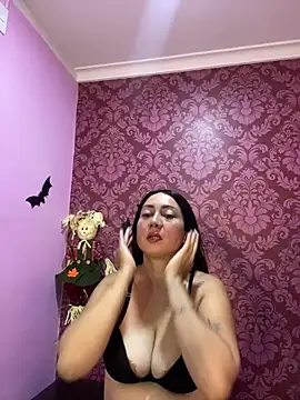 juliana diaz online show from October 2025 11:22:01 AM