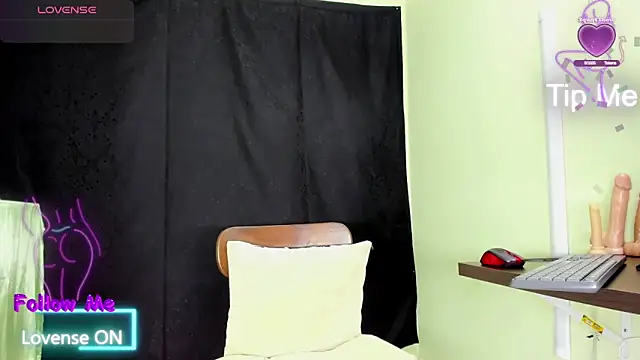 Snapshot of ElikoLanny_ chatting on March 2025 07:31:02 AM ElikoLanny online show from March 2025 07:31:02 AM