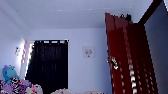 AlondraDiossa03 online show from October 2025 04:35:01 PM