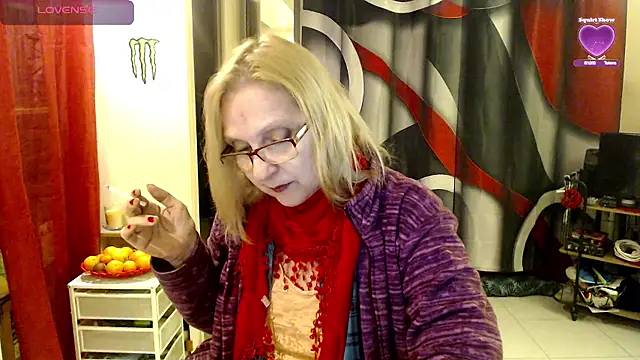 Snapshot of Ala-N-Dala chatting on January 2026 06:08:01 AM Ala-N-Dala online show from January 2026 06:08:01 AM