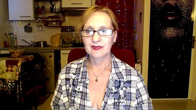 Snapshot of Ala-N-Dala chatting on March 2026 03:13:01 AM Ala-N-Dala online show from March 2026 03:13:01 AM